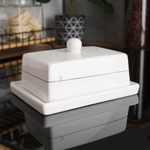 Maselniczka z pokrywką ceramiczna biała / pojemnik na masło SERDUSZKA Maselniczka z pokrywką ceramiczna biała / pojemnik na masło SERDUSZKA