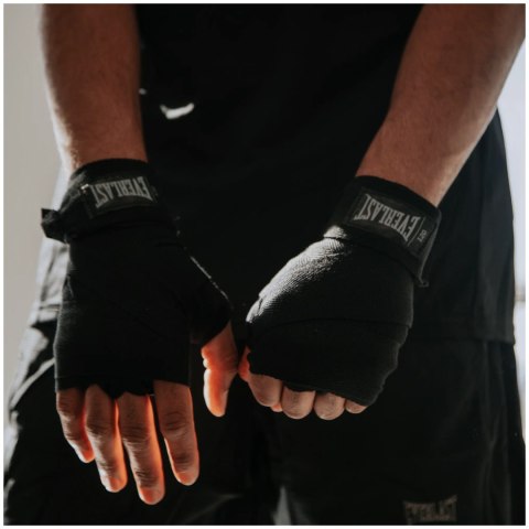 Owijki Taśmy Bandaże Bokserskie Czarne Oddychające Solidne EVERLAST 305 cm Owijki Taśmy Bandaże Bokserskie Czarne Oddychające Solidne EVERLAST 305 cm
