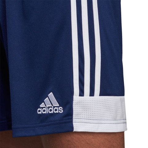 Spodenki adidas Tastigo 19 M DP3245