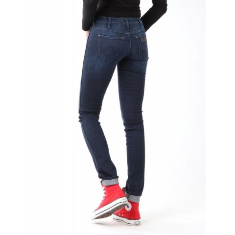 Jeansy Wrangler Courtney blue shelter W23SU466N Jeansy Wrangler Courtney blue shelter W23SU466N