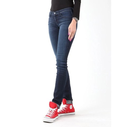 Jeansy Wrangler Courtney blue shelter W23SU466N Jeansy Wrangler Courtney blue shelter W23SU466N