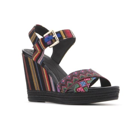 Buty na koturnie Geox W D82P6G 000AW C0042
