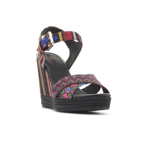 Buty na koturnie Geox W D82P6G 000AW C0042