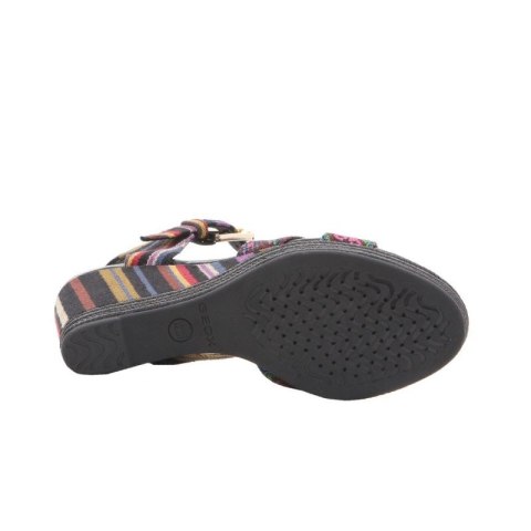 Buty na koturnie Geox W D82P6G 000AW C0042