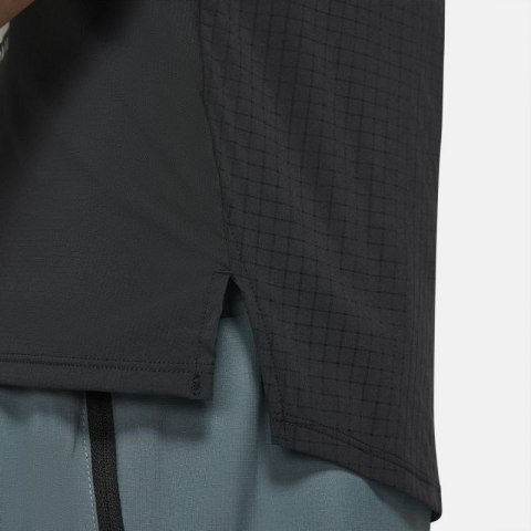 Koszulka Nike Dri-FIT Rise 365 M CZ9050-010 Koszulka Nike Dri-FIT Rise 365 M CZ9050-010