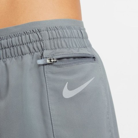 Spodenki Nike Tempo Luxe W CZ9576-084