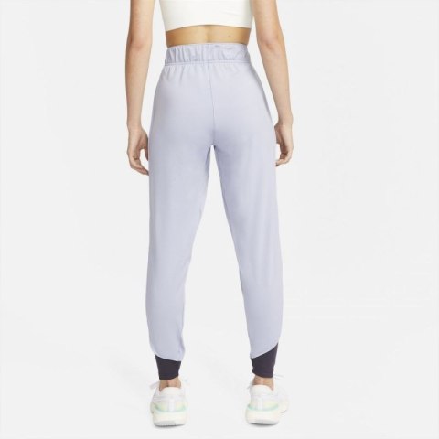 Spodnie Nike Therma-FIT Essential W DD6472-519