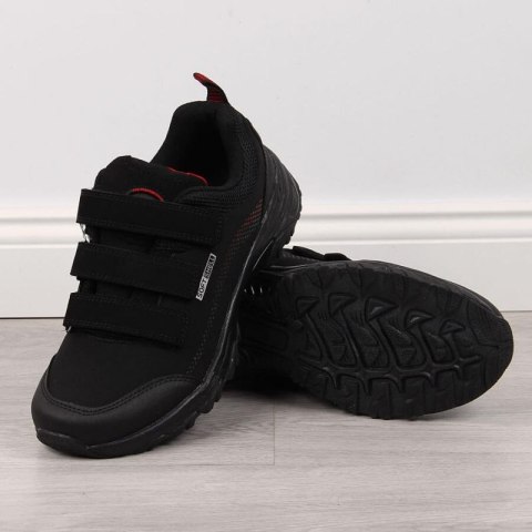 Buty trekkingowe na rzepy American Club W AM838A czarno-czerwone Buty trekkingowe na rzepy American Club W AM838A czarno-czerwone