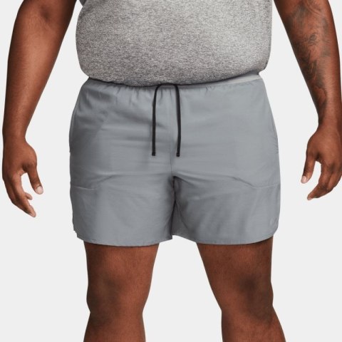 Spodenki Nike Dri-FIT Stride M DM4761-084 Spodenki Nike Dri-FIT Stride M DM4761-084