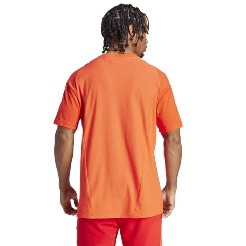 Koszulka adidas FC Bayern CO Tee M IQ0601 Koszulka adidas FC Bayern CO Tee M IQ0601