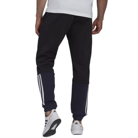 Spodnie adidas Essentials Colorblock Fleece M HK2884 Spodnie adidas Essentials Colorblock Fleece M HK2884