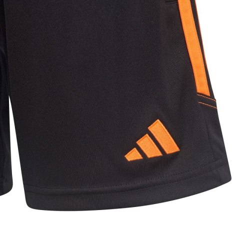 Spodenki adidas Tiro 23 Club Training Jr HZ0188 Spodenki adidas Tiro 23 Club Training Jr HZ0188