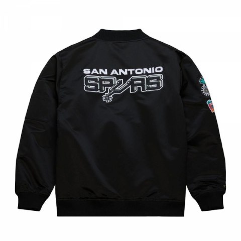 Kurtka Mitchell & Ness Lightweight Satin Bomber San Antonio Spurs M SJKT6599-SASYYPPPBLCK Kurtka Mitchell & Ness Lightweight Satin Bomber San Antonio Spurs M SJKT6599-SASYYPPPBLCK