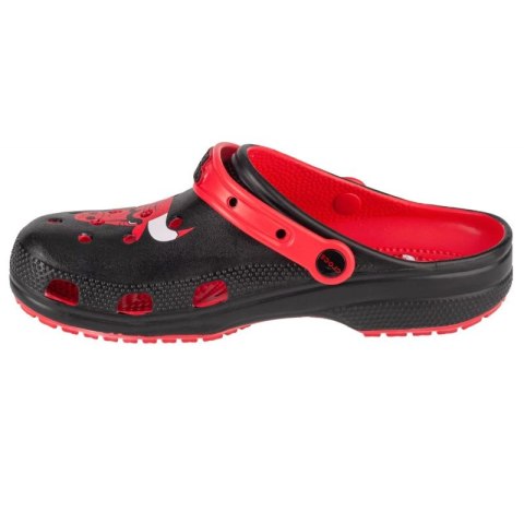 Chodaki Crocs Classic NBA Chicago Bulls Clog 209441-6WC Chodaki Crocs Classic NBA Chicago Bulls Clog 209441-6WC
