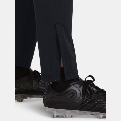 Spodnie Under Armour Challenger M 1382602001