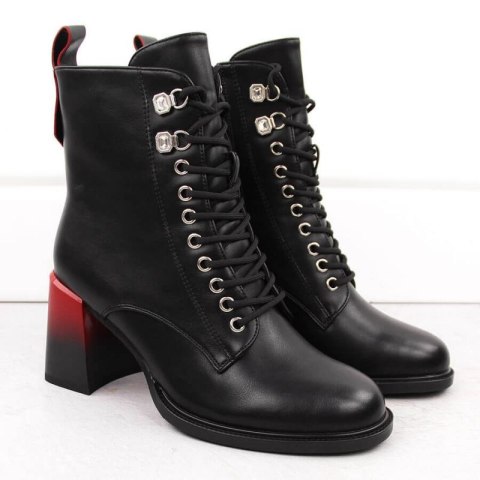 Botki D&A S.Barski na ozdobnym obcasie Premium Collection W MR880-132 OLI270 Botki D&A S.Barski na ozdobnym obcasie Premium Collection W MR880-132 OLI270