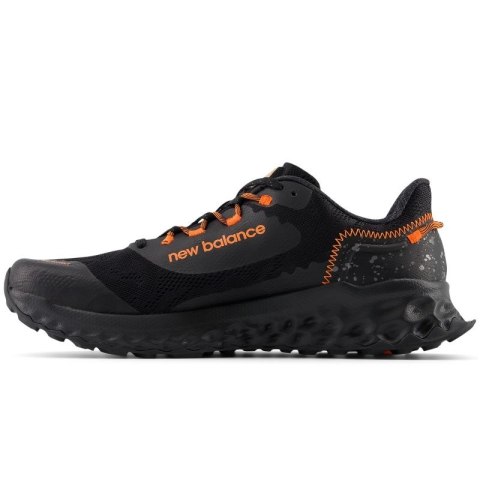 Buty do biegania w terenie New Balance Fresh Foam Garoe buty sportowe czarne (MTGARORB) Buty do biegania w terenie New Balance Fresh Foam Garoe buty sportowe czarne (MTGARORB)