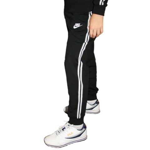 Dres Nike Jr FD3061 010