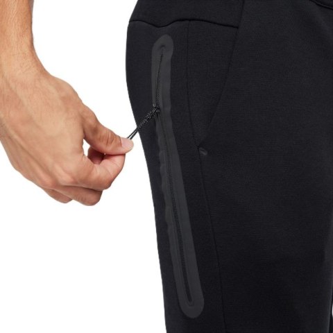 Spodnie Nike Techfit Fleece Jogger M HV0959-010 Spodnie Nike Techfit Fleece Jogger M HV0959-010