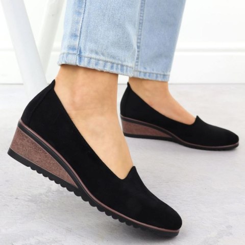 Półbuty na koturnie Potocki W SZ12276 WOL285A