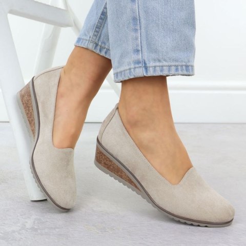 Półbuty na koturnie Potocki W SZ12276 WOL285B
