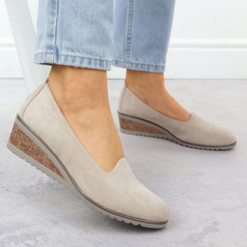 Półbuty na koturnie Potocki W SZ12276 WOL285B