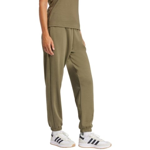 Spodnie adidas Essentials Small Logo French Terry Cuffed W JD9927 Spodnie adidas Essentials Small Logo French Terry Cuffed W JD9927