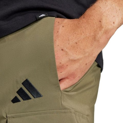 Spodenki adidas Essentials Small Logo Cargo Chelsea M JD1827 Spodenki adidas Essentials Small Logo Cargo Chelsea M JD1827