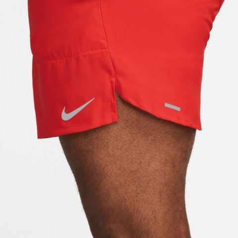 Spodenki Nike Dri-FIT Stride M DM4755-657 Spodenki Nike Dri-FIT Stride M DM4755-657