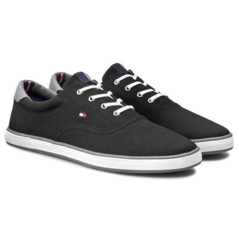 Buty Tommy Hilfiger Harlow 3D M FM56820915-990