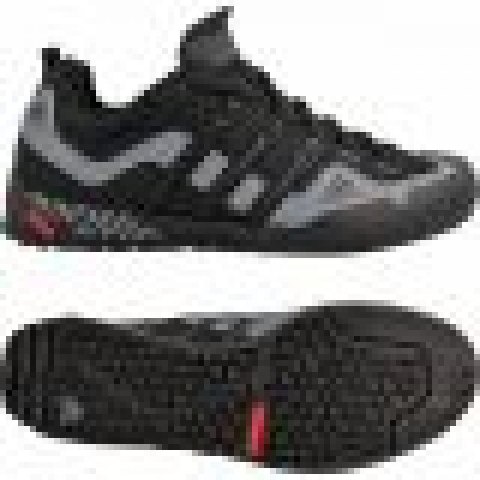 Buty adidas Terrex Swift Solo M D67031