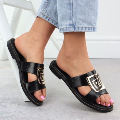 Klapki z ozdobą czarne W Filippo