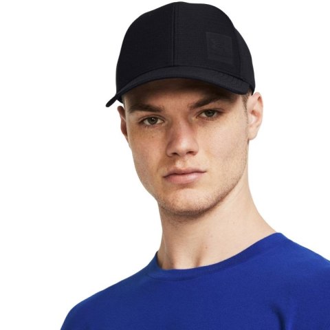 Czapka z daszkiem Under Armour Iso-chill Armourvent Strech Fit M 1383438 002 Czapka z daszkiem Under Armour Iso-chill Armourvent Strech Fit M 1383438 002