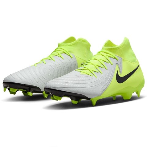 Buty piłkarskie Nike Phantom Luna II Academy FG/ MG M FD6725-003