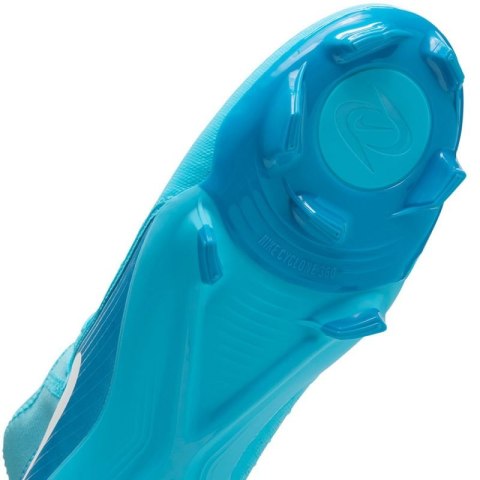 Buty piłkarskie Nike Phantom Luna II Academy FG/MG M FD6725-400