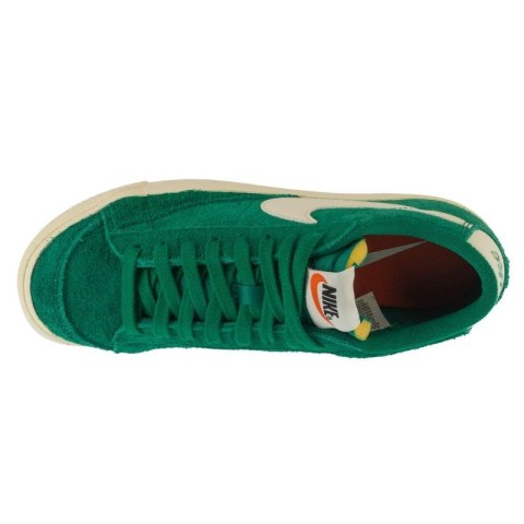 Buty Nike Blazer Low 77 W FQ8060-300 Buty Nike Blazer Low 77 W FQ8060-300