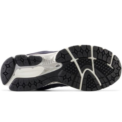 Buty New Balance sportowe M M2002RSF
