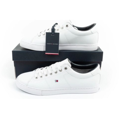 Buty Tommy Hilfiger Essential M FM0FM02157100