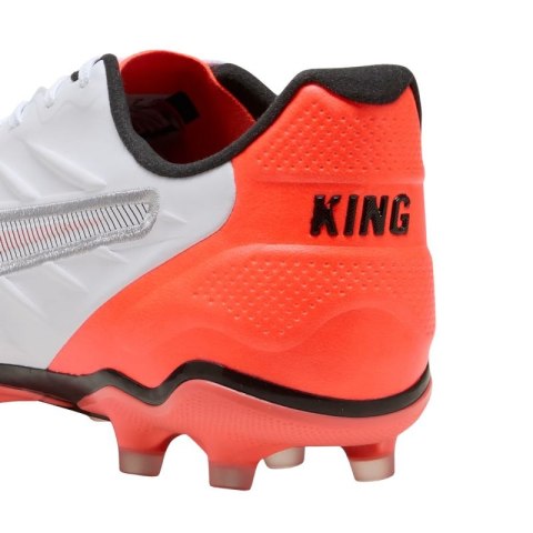 Buty piłkarskie Puma King Pro FG/AG M 108828 01