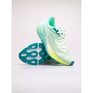 Buty damskie UNDER ARMOUR Machina Breeze 3026264-100