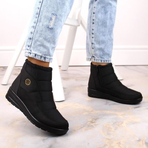 Botki śniegowce na koturnie News W EVE437A czarne