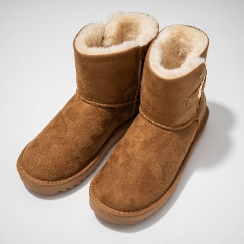 Śniegowce damskie Wrangler Elsa Platform MID buty zimowe ocieplane z futerkiem czarne (20243077.37B)