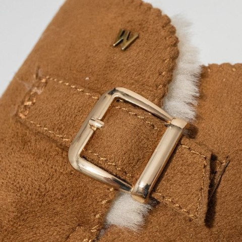 Śniegowce damskie Wrangler Elsa Platform MID buty zimowe ocieplane z futerkiem czarne (20243077.37B)