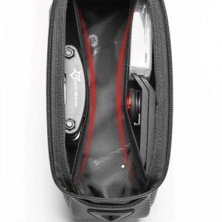 Sakwa rowerowa Rockbros B68-1 na ramę pancerna z kieszonką na telefon 1.7l - czarna