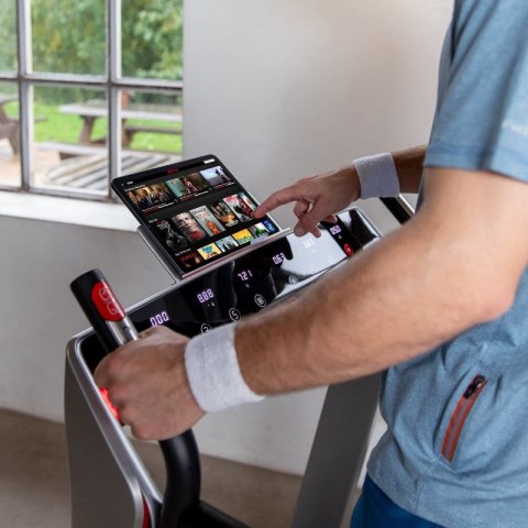 FLOW FITNESS BIEŻNIA ELEKTRYCZNA RUNNER DTM400i