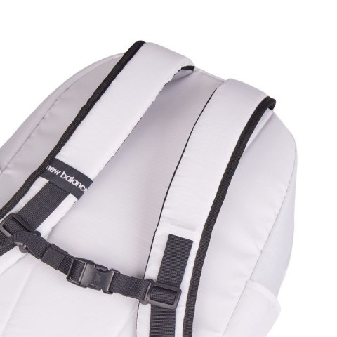 Plecak New Balance Essential Backpack WT LAB51900WT