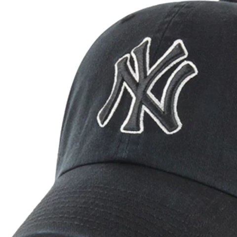 Czapka z daszkiem 47 Brand New York Yankees MLB Clean Up Cap B-NLRGW17GWS-BKA