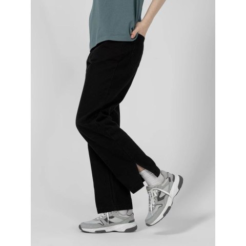 Jeansy straight z prostymi nogawkami damskie Outhorn OTHSS23TTROF176-20S