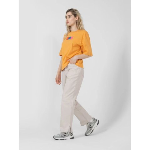 Jeansy straight z prostymi nogawkami damskie Outhorn OTHSS23TTROF176-83S