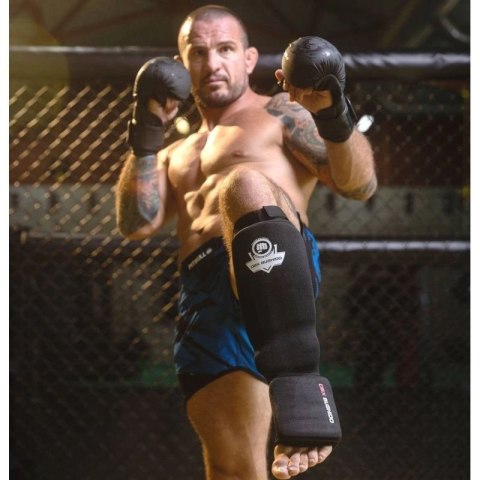 Elastyczne ochraniacze na piszczele M - Shinrage Black